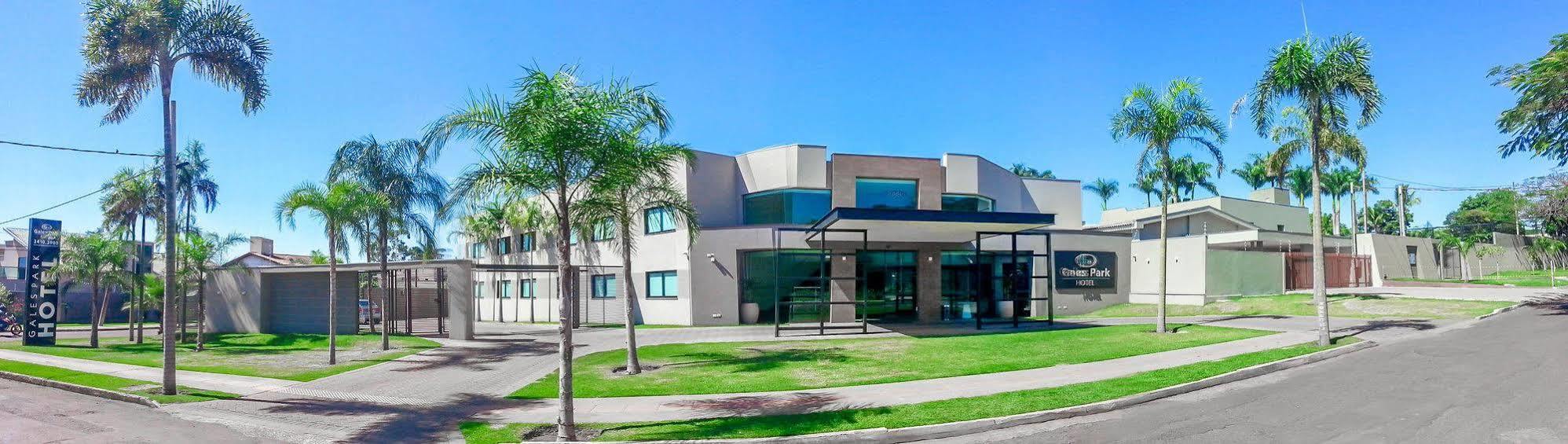 Gales Park Hotel Dourados Esterno foto